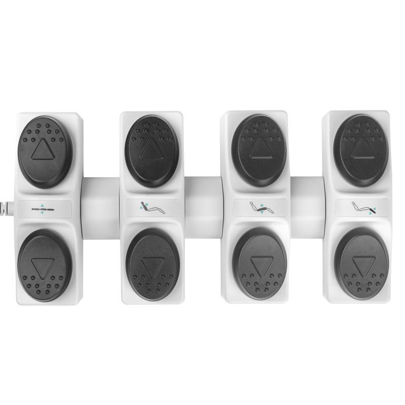 LÁBKAPCSOLÓ A NÉGYMOTOROS FŰTÉSSEL RENDELKEZŐ AZZURRO SZÉKHEZ